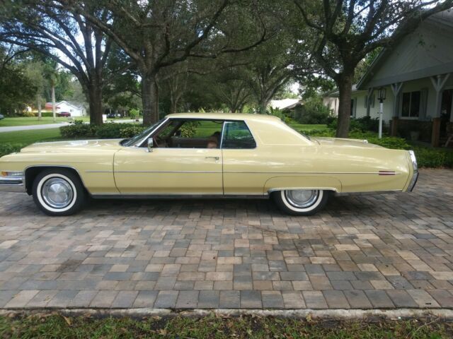 Cadillac Coupe DeVille 1973 image number 13