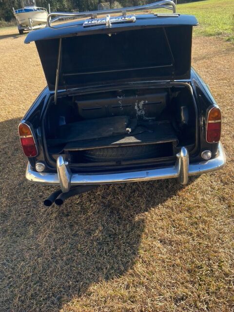 Triumph TR250 1968 image number 3