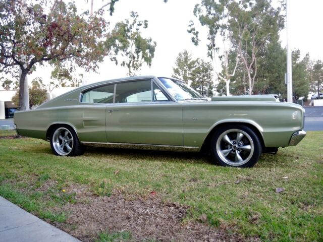 Dodge Charger 1966 image number 14