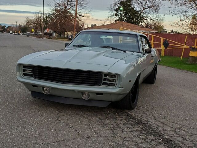 Chevrolet Camaro 1969 image number 2