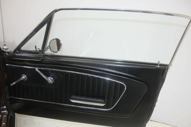 Ford Mustang 1965 image number 21