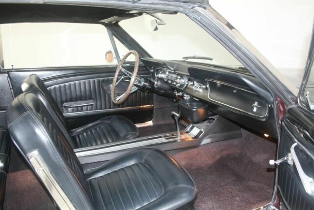 Ford Mustang 1965 image number 22