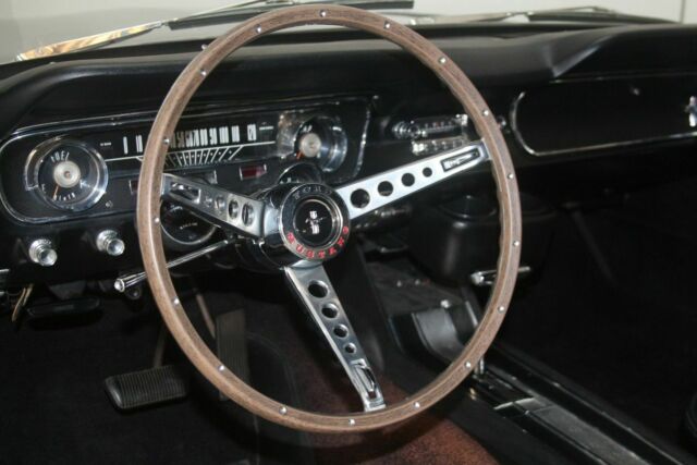Ford Mustang 1965 image number 44