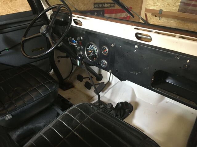 Willys CJ-5 1969 image number 10