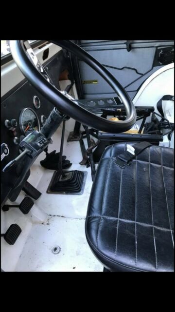 Willys CJ-5 1969 image number 32
