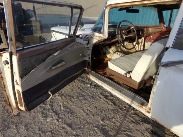 Ford Fairlane 1959 image number 10