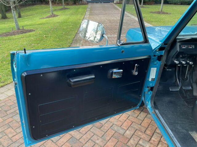 International Harvester Scout 1972 image number 17