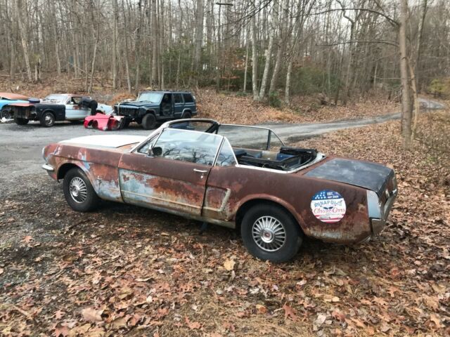 Ford Mustang 1965 image number 2