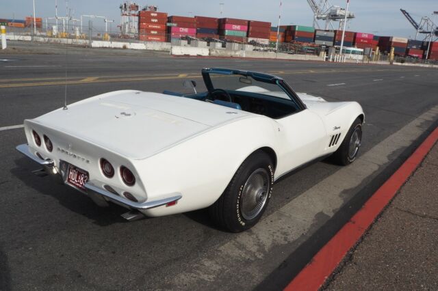 Chevrolet Corvette 1969 image number 25