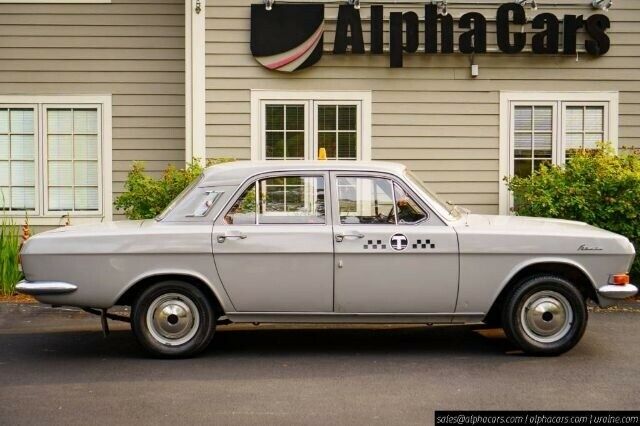 Volga GAZ M24 Moscow Taxi 1976 image number 7