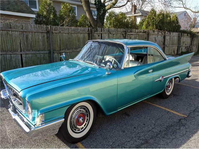 Chrysler 300 Series 1961 image number 10