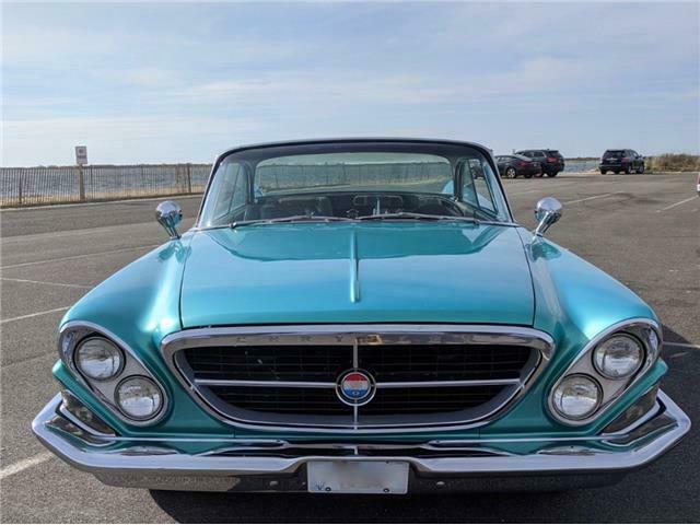 Chrysler 300 Series 1961 image number 27