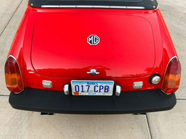MG Midget 1976 image number 23