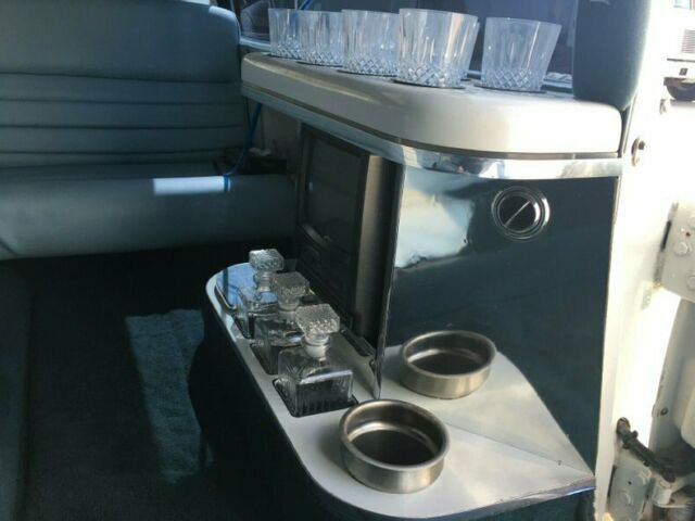 Cadillac Fleetwood 1959 image number 9