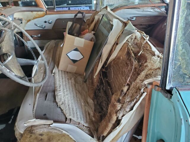 Buick Century Caballero Estate Wagon 1958 image number 11