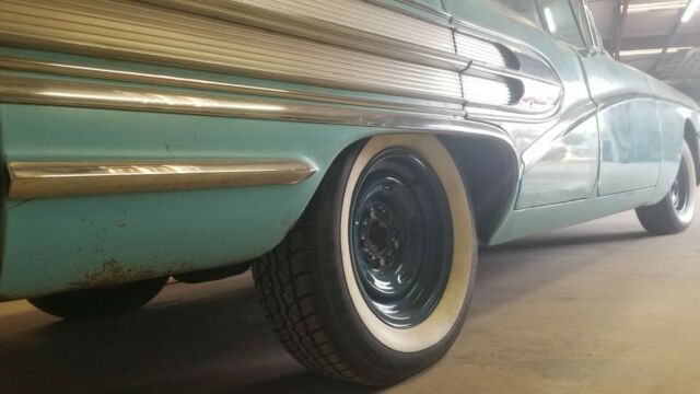 Buick Century Caballero Estate Wagon 1958 image number 12