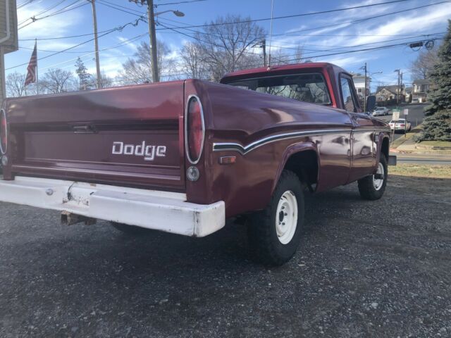 Dodge Pickup w100 1971 image number 3