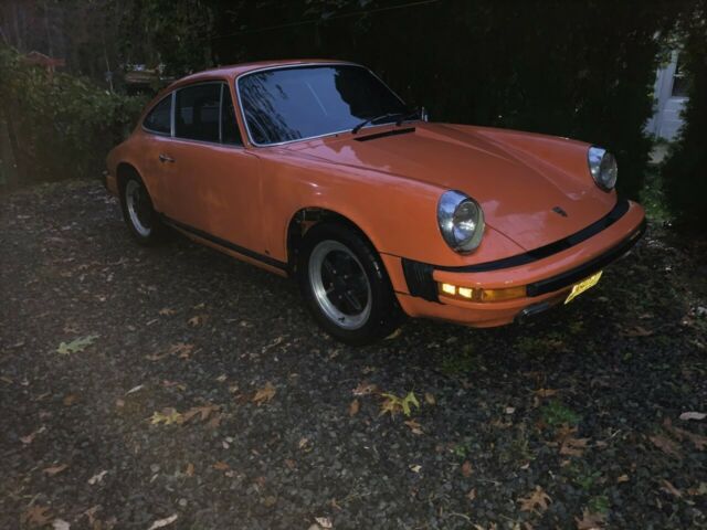 Porsche 911 1975 image number 41
