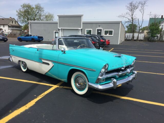 Plymouth Belvedere 1956 image number 1