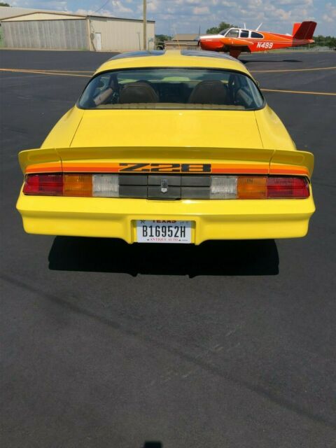 Chevrolet Camaro 1979 image number 4
