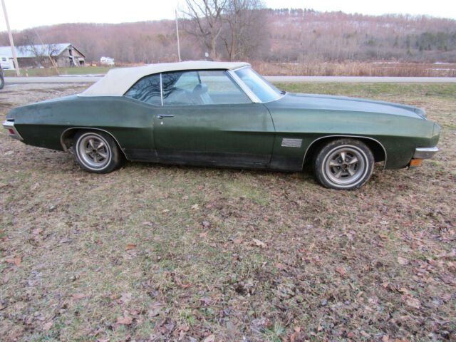 Pontiac Le Mans 1970 image number 0