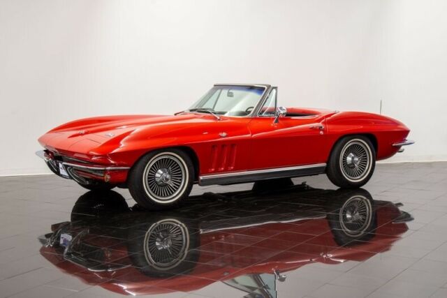 Chevrolet Corvette 1966 image number 10