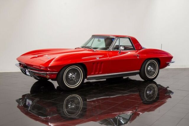 Chevrolet Corvette 1966 image number 31
