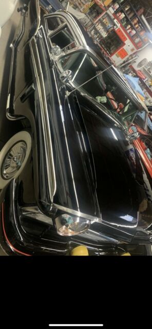 Ford Fairlane 1957 image number 10
