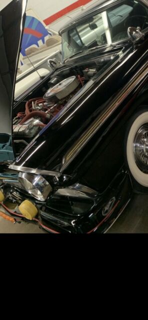 Ford Fairlane 1957 image number 16