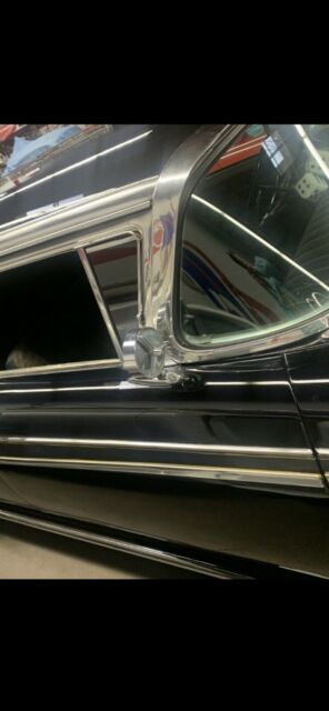 Ford Fairlane 1957 image number 27