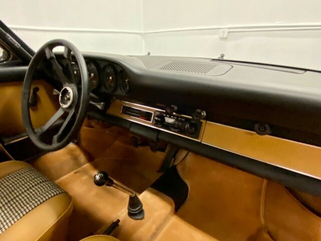 Porsche 911 1972 image number 40