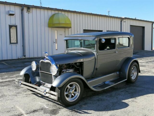 Ford Model A 1928 image number 1