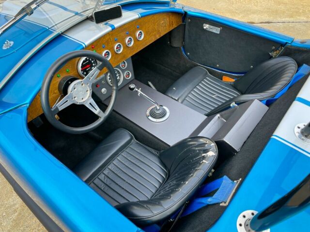 Shelby Cobra 1965 image number 19