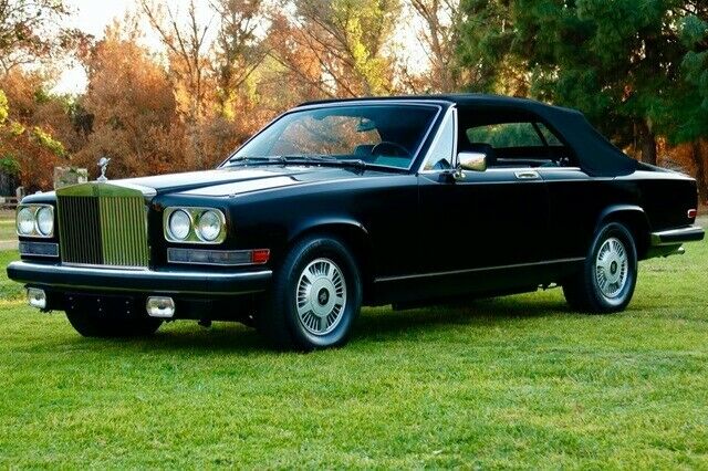 Rolls-Royce Camargue 1978 image number 32