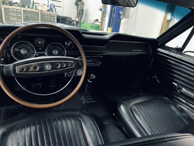 Ford Mustang 1968 image number 14