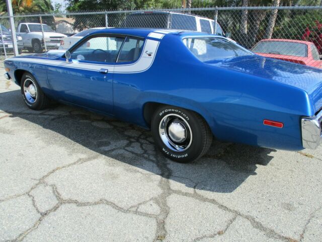 Plymouth Road Runner 1973 image number 22