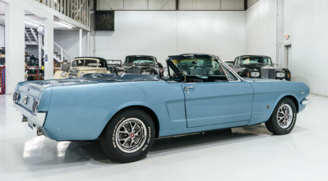 Ford Mustang 1965 image number 1