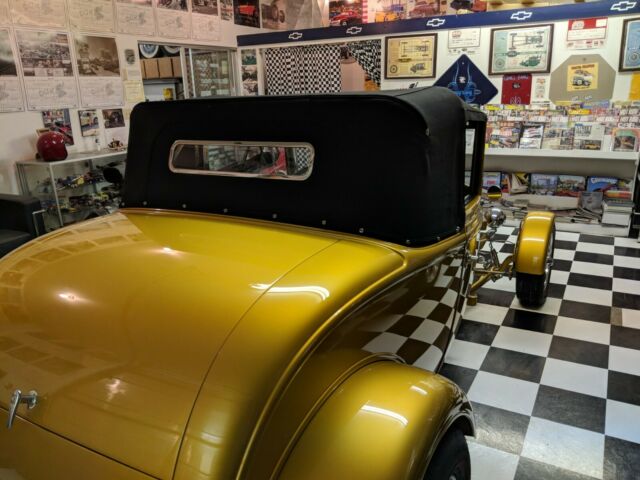 Ford Cabriolet 1932 image number 10