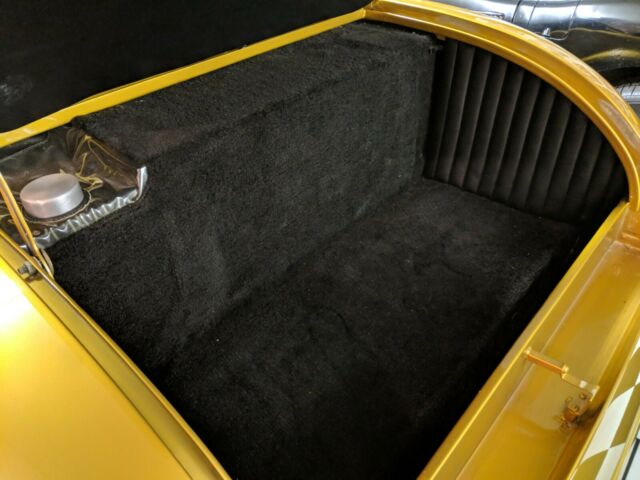 Ford Cabriolet 1932 image number 26
