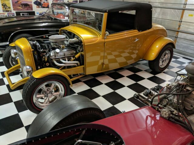 Ford Cabriolet 1932 image number 4