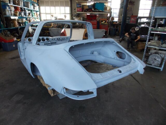 Porsche 911 1972 image number 16