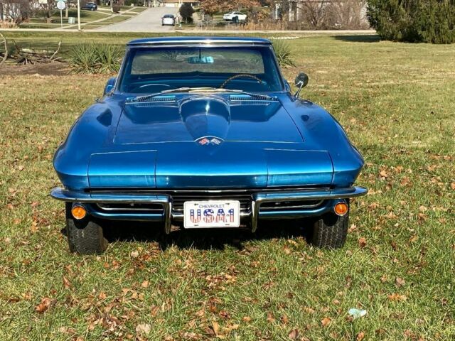 Chevrolet Corvette 1965 image number 24