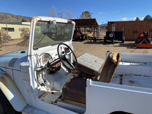 Toyota Land Cruiser FJ40 1966 image number 26