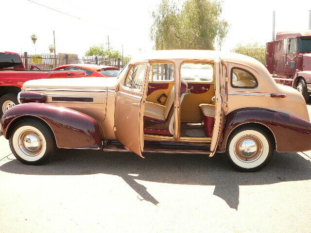 Oldsmobile Model L 1937 image number 11