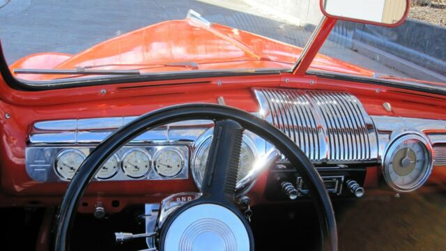 Ford Super Deluxe 1947 image number 12