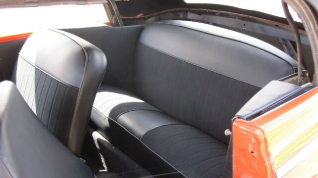 Ford Super Deluxe 1947 image number 18