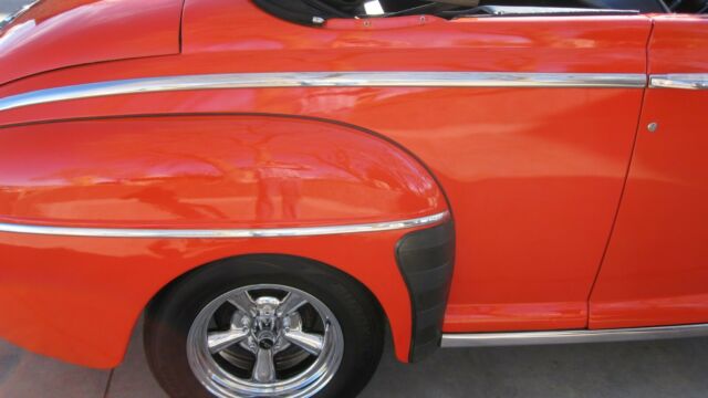 Ford Super Deluxe 1947 image number 26