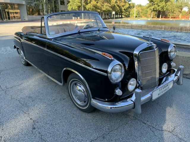 Mercedes-Benz 220 S 1957 image number 28