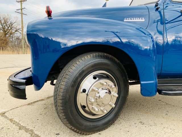 Chevrolet Truck 1951 image number 3