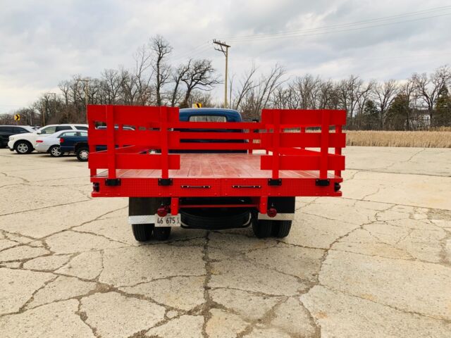 Chevrolet Truck 1951 image number 34